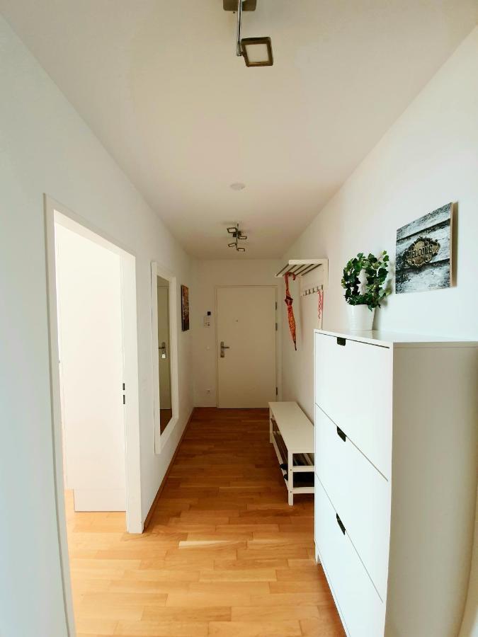 Near Lake Two Bedroom Fully Furnished Vienne